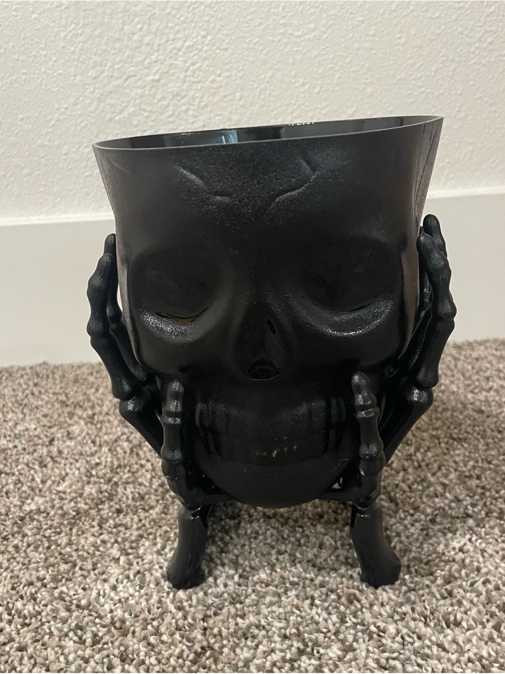 Black Skull Accent bowl - Gothic Home Accent